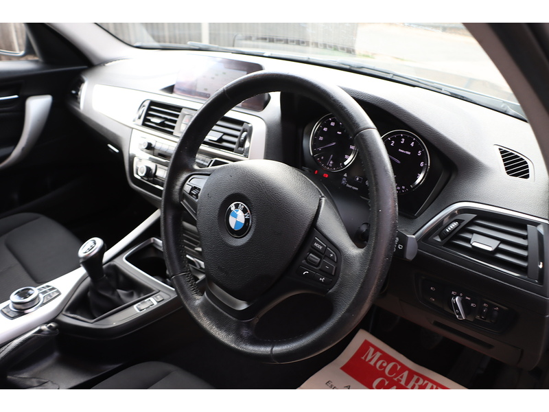 BMW 118I 1.5 SE HATCHBACK 5DR PETROL MANUAL SAT NAV BLUETOOTH DAB STEREO AIR CON PARKING AIDS JUST 1 OWNER FROM NEW ONLY 61000 MILES SH NO ULEZ CHARGE 72-74 Mitcham Road