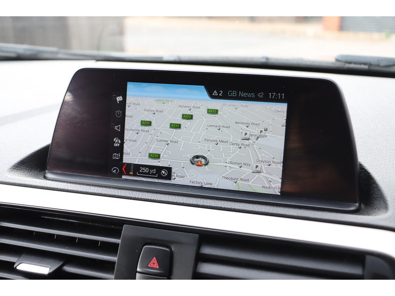 BMW 118I 1.5 SE HATCHBACK 5DR PETROL MANUAL SAT NAV BLUETOOTH DAB STEREO AIR CON PARKING AIDS JUST 1 OWNER FROM NEW ONLY 61000 MILES SH NO ULEZ CHARGE 72-74 Mitcham Road