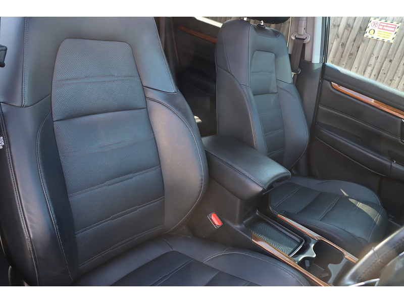 Honda 2.0 h i-MMD EX SUV 5dr Petrol Hybrid eCVT 4WD Euro 6 (s/s) (184 ps) 72-74 Mitcham Road