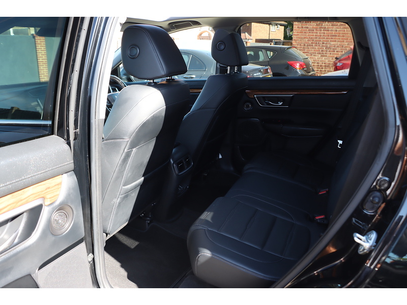 Honda 2.0 h i-MMD EX SUV 5dr Petrol Hybrid eCVT 4WD Euro 6 (s/s) (184 ps) 72-74 Mitcham Road
