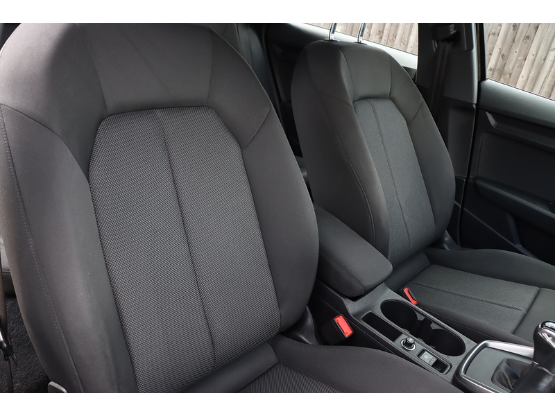 Audi 1.0 TFSI 30 TECHNIK SPORTBACK 5DR PETROL MANUAL SATNAV BLUETOOTH DAB RADIO APPLE CARPLAY PARKING AIDS JUST 2 OWNERS ONLY 70000 MILES SH NO ULEZ CHARGE 72-74 Mitcham Road