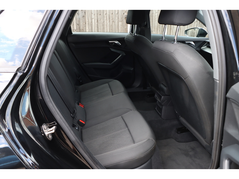 Audi 1.0 TFSI 30 TECHNIK SPORTBACK 5DR PETROL MANUAL SATNAV BLUETOOTH DAB RADIO APPLE CARPLAY PARKING AIDS JUST 2 OWNERS ONLY 70000 MILES SH NO ULEZ CHARGE 72-74 Mitcham Road