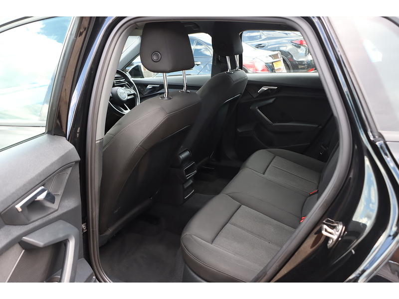 Audi 1.0 TFSI 30 TECHNIK SPORTBACK 5DR PETROL MANUAL SATNAV BLUETOOTH DAB RADIO APPLE CARPLAY PARKING AIDS JUST 2 OWNERS ONLY 70000 MILES SH NO ULEZ CHARGE 72-74 Mitcham Road