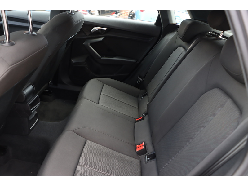 Audi 1.0 TFSI 30 TECHNIK SPORTBACK 5DR PETROL MANUAL SATNAV BLUETOOTH DAB RADIO APPLE CARPLAY PARKING AIDS JUST 2 OWNERS ONLY 70000 MILES SH NO ULEZ CHARGE 72-74 Mitcham Road