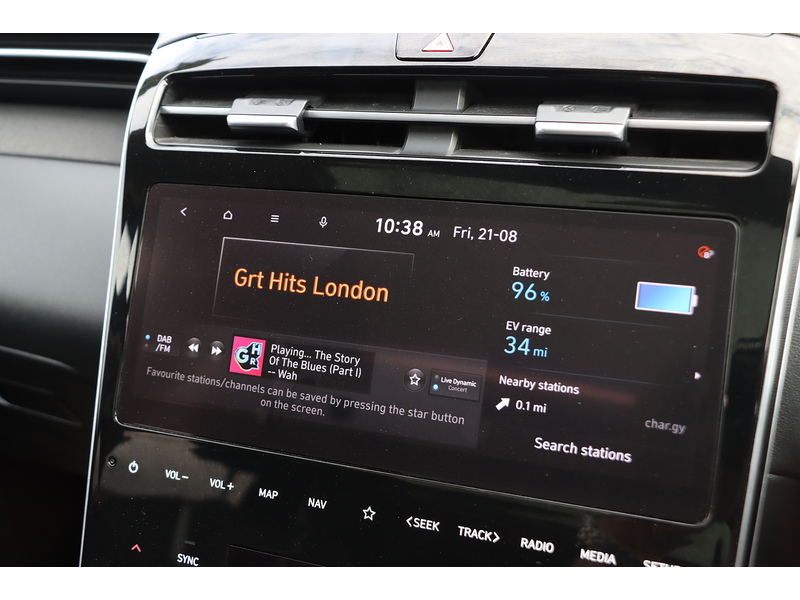 Hyundai 1.6 T-GDI 13.8KWH ULTIMATE SUV 5DR PETROL PLUG-IN HYBRID 4WD AUTO SUNROOF HEATED SEAT SATNAV BLUETOOTH APPLE CARPLAY REAR CAM 2 OWNERS 50000 MILES FSH 92-96 Mitcham Road