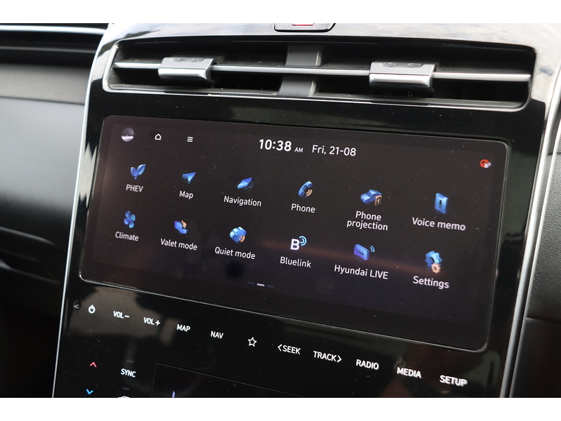 Hyundai 1.6 T-GDI 13.8KWH ULTIMATE SUV 5DR PETROL PLUG-IN HYBRID 4WD AUTO SUNROOF HEATED SEAT SATNAV BLUETOOTH APPLE CARPLAY REAR CAM 2 OWNERS 50000 MILES FSH 92-96 Mitcham Road
