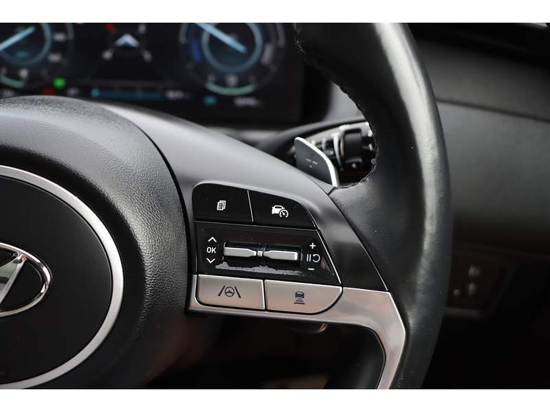 Hyundai 1.6 T-GDI 13.8KWH ULTIMATE SUV 5DR PETROL PLUG-IN HYBRID 4WD AUTO SUNROOF HEATED SEAT SATNAV BLUETOOTH APPLE CARPLAY REAR CAM 2 OWNERS 50000 MILES FSH 92-96 Mitcham Road