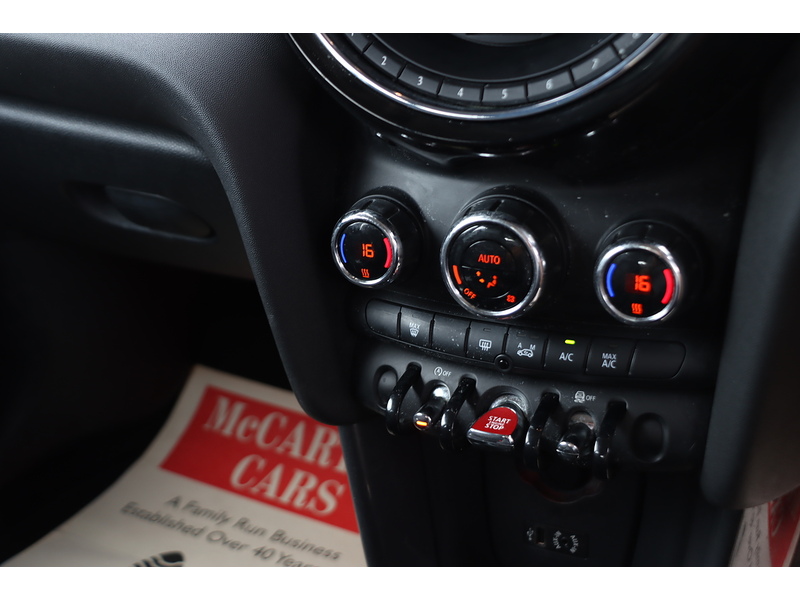 MINI 1.5 COOPER HATCHBACK 5DR PETROL AUTO BLUETOOTH DAB STEREO AIR CON PARKING AIDS JUST 2 OWNERS SAME OWNER FOR 8 YEARS ONLY 64000 MILES SH £35 ROAD TAX 72-74 Mitcham Road