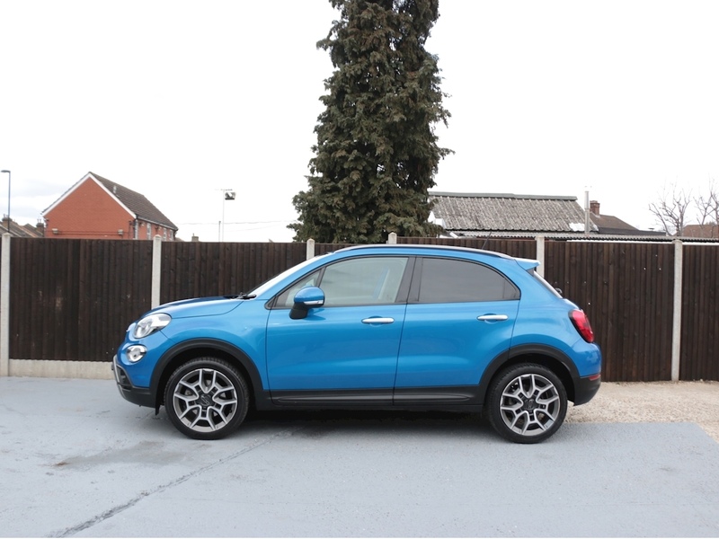 Fiat 1.3 FIREFLY TURBO MULTIAIR CROSS PLUS SUV 5DR PETROL DCT AUTO SATNAV BLUETOOTH DAB STEREO APPLE CARPLAY REAR CAM PARKING AIDS 2 OWNERS 45000 MILES FSH 72-74 Mitcham Road