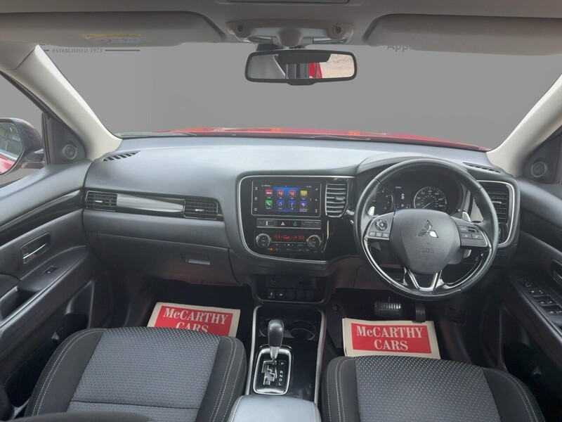Mitsubishi 2.0 MIVEC JURO AUTO 7 SEATER HEATED SEATS SAT NAV BLUETOOTH DAB STEREO APPLE CARPLAY REAR CAMERA 2 OWNERS SAME OWNER FOR 3 YEARS ONLY 30000 MILES FSH 72-74 Mitcham Road