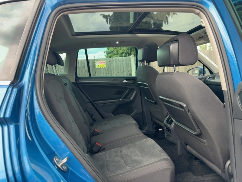 Volkswagen 2.0 TSI SEL SUV 5DR PETROL DSG 4MOTION AUTO SUNROOF HEATED SEATS SAT NAV BLUETOOTH DAB STEREO APPLE CARPLAY PARKING AIDS JUST 1 OWNER 48000 MILES SH 72-74 Mitcham Road