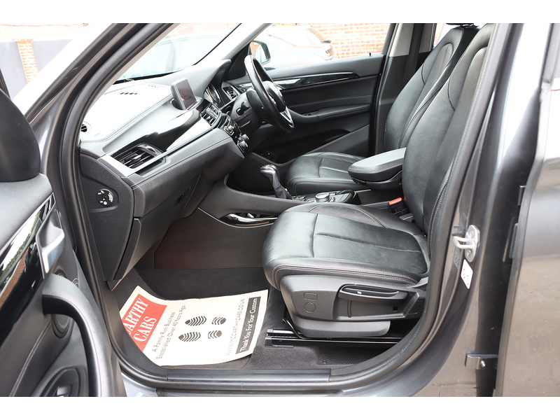 BMW 1.5 25E 10KWH XLINE SUV 5DR PETROL PLUG-IN HYBRID XDRIVE AUTO HEATED SEATS SAT NAV BLUETOOTH APPLE CARPLAY PARKING AIDS JUST 1 OWNER 65000 MILES FSH 72-74 Mitcham Road