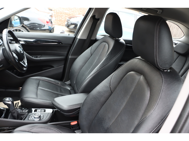 BMW 1.5 25E 10KWH XLINE SUV 5DR PETROL PLUG-IN HYBRID XDRIVE AUTO HEATED SEATS SAT NAV BLUETOOTH APPLE CARPLAY PARKING AIDS JUST 1 OWNER 65000 MILES FSH 72-74 Mitcham Road