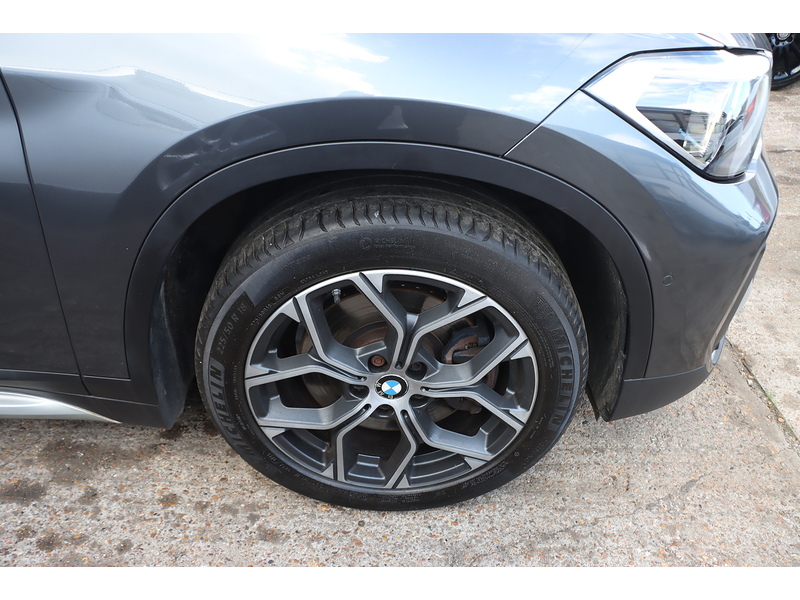 BMW 1.5 25E 10KWH XLINE SUV 5DR PETROL PLUG-IN HYBRID XDRIVE AUTO HEATED SEATS SAT NAV BLUETOOTH APPLE CARPLAY PARKING AIDS JUST 1 OWNER 65000 MILES FSH 72-74 Mitcham Road