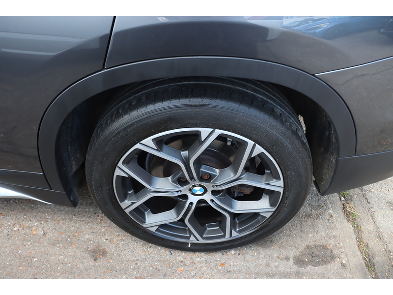 BMW 1.5 25E 10KWH XLINE SUV 5DR PETROL PLUG-IN HYBRID XDRIVE AUTO HEATED SEATS SAT NAV BLUETOOTH APPLE CARPLAY PARKING AIDS JUST 1 OWNER 65000 MILES FSH 72-74 Mitcham Road