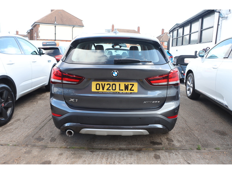 BMW 1.5 25E 10KWH XLINE SUV 5DR PETROL PLUG-IN HYBRID XDRIVE AUTO HEATED SEATS SAT NAV BLUETOOTH APPLE CARPLAY PARKING AIDS JUST 1 OWNER 65000 MILES FSH 72-74 Mitcham Road