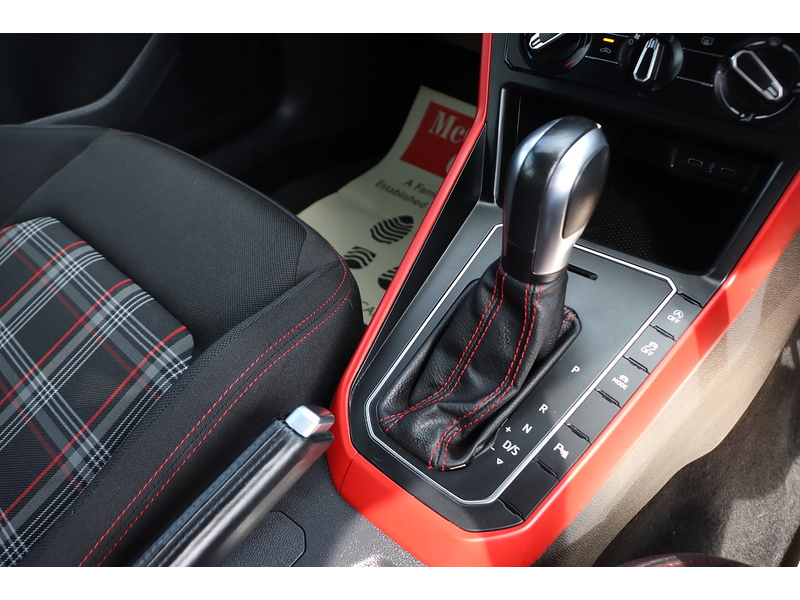 Volkswagen 2.0 TSI GTI HATCHBACK 5DR PETROL DSG AUTO BLUETOOTH DAB RADIO USB INPUT APPLE CARPLAY PARKING AIDS 1 OWNER FROM NEW ONLY 40000 MILES SH NO ULEZ CHARGE 72-74 Mitcham Road