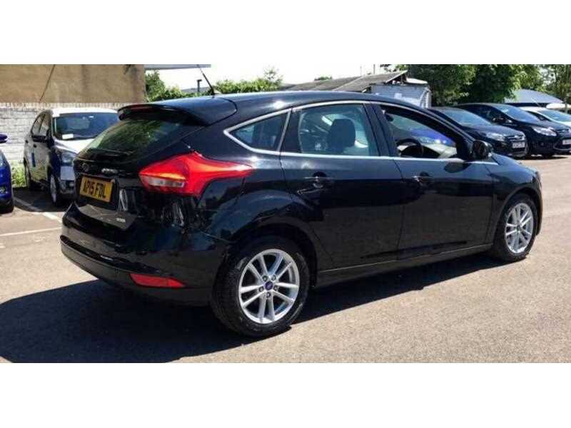 Ford 1.0T EcoBoost Zetec Hatchback 5dr Petrol Manual Euro 6 (s/s) (100 ps) 72-74 Mitcham Road