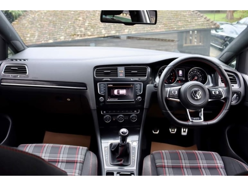 Volkswagen 2.0 TSI BlueMotion Tech GTI Performance Hatchback 5dr Petrol Manual Euro 6 (s/s) (230 ps) 72-74 Mitcham Road