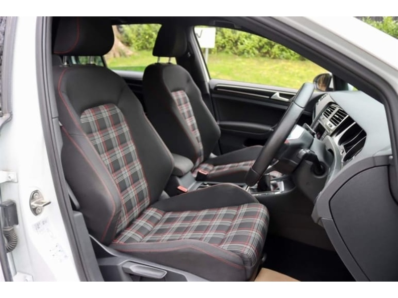 Volkswagen 2.0 TSI BlueMotion Tech GTI Performance Hatchback 5dr Petrol Manual Euro 6 (s/s) (230 ps) 72-74 Mitcham Road