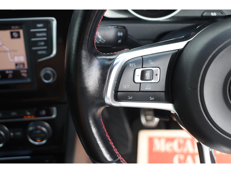 Volkswagen 2.0 TSI BLUEMOTION TECH GTI PERFORMANCE HATCHBACK 5DR PETROL MANUAL HEATED SEATS SAT NAV BLUETOOTH STEREO PARKING AIDS 110000 MILES FSH NO ULEZ CHARGE 72-74 Mitcham Road