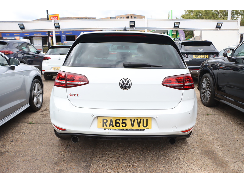 Volkswagen 2.0 TSI BLUEMOTION TECH GTI PERFORMANCE HATCHBACK 5DR PETROL MANUAL HEATED SEATS SAT NAV BLUETOOTH STEREO PARKING AIDS 110000 MILES FSH NO ULEZ CHARGE 72-74 Mitcham Road