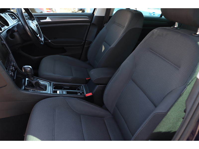 Volkswagen 1.5 TSI EVO MATCH EDITION HATCHBACK 5DR PETROL DSG AUTO HEATED SEATS SATNAV BLUETOOTH APPLE CARPLAY PARKING AIDS 1 OWNER FROM NEW ONLY 47000 MILES FSH 92-96 Mitcham Road