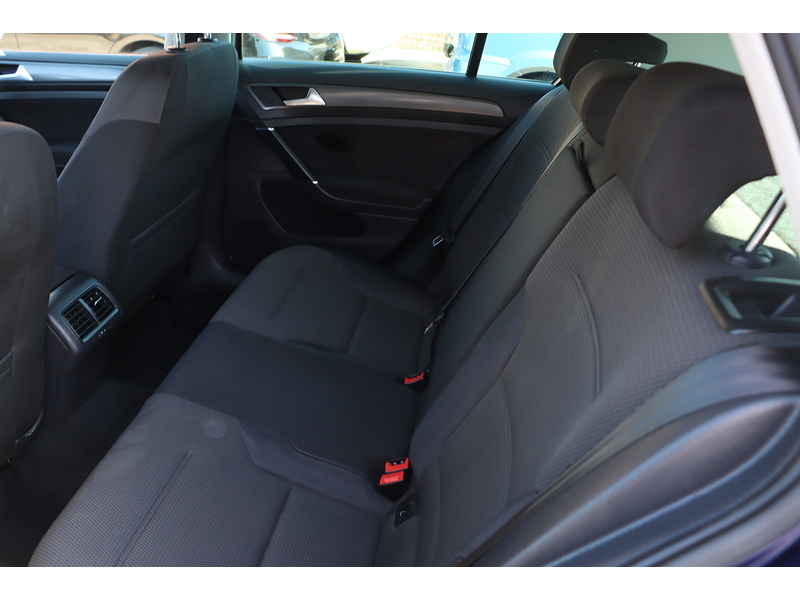Volkswagen 1.5 TSI EVO MATCH EDITION HATCHBACK 5DR PETROL DSG AUTO HEATED SEATS SATNAV BLUETOOTH APPLE CARPLAY PARKING AIDS 1 OWNER FROM NEW ONLY 47000 MILES FSH 92-96 Mitcham Road