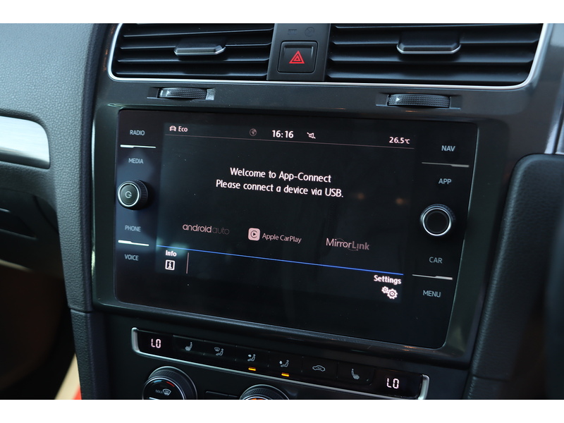 Volkswagen 1.5 TSI EVO MATCH EDITION HATCHBACK 5DR PETROL DSG AUTO HEATED SEATS SATNAV BLUETOOTH APPLE CARPLAY PARKING AIDS 1 OWNER FROM NEW ONLY 47000 MILES FSH 92-96 Mitcham Road