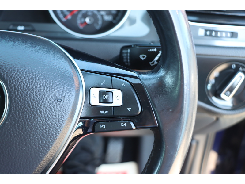 Volkswagen 1.5 TSI EVO MATCH EDITION HATCHBACK 5DR PETROL DSG AUTO HEATED SEATS SATNAV BLUETOOTH APPLE CARPLAY PARKING AIDS 1 OWNER FROM NEW ONLY 47000 MILES FSH 92-96 Mitcham Road