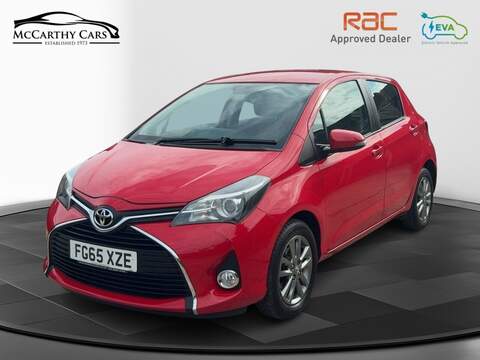 Toyota 1.33 DUAL VVT-I ICON HATCHBACK 5DR PETROL MULTIDRIVE S AUTO SAT NAV BLUETOOTH STEREO REAR CAMERA 2 OWNERS 57000 MILES FSH 9 SERVICES JUST £35 ROAD TAX