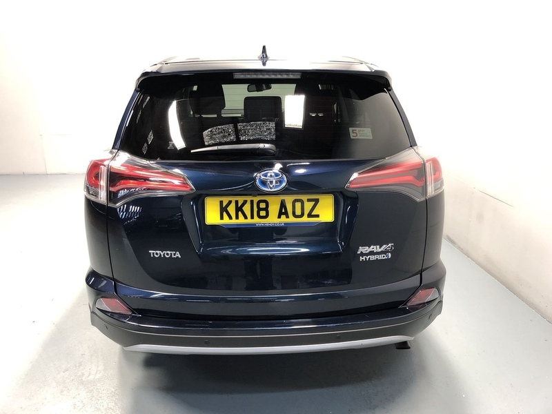 Toyota 2.5 VVT-h Icon SUV 5dr Petrol Hybrid CVT AUTO Euro 6 (s/s) (197 ps) JUST 2 OWNERS FROM NEW ONLY 70000 MILES 72-74 Mitcham Road