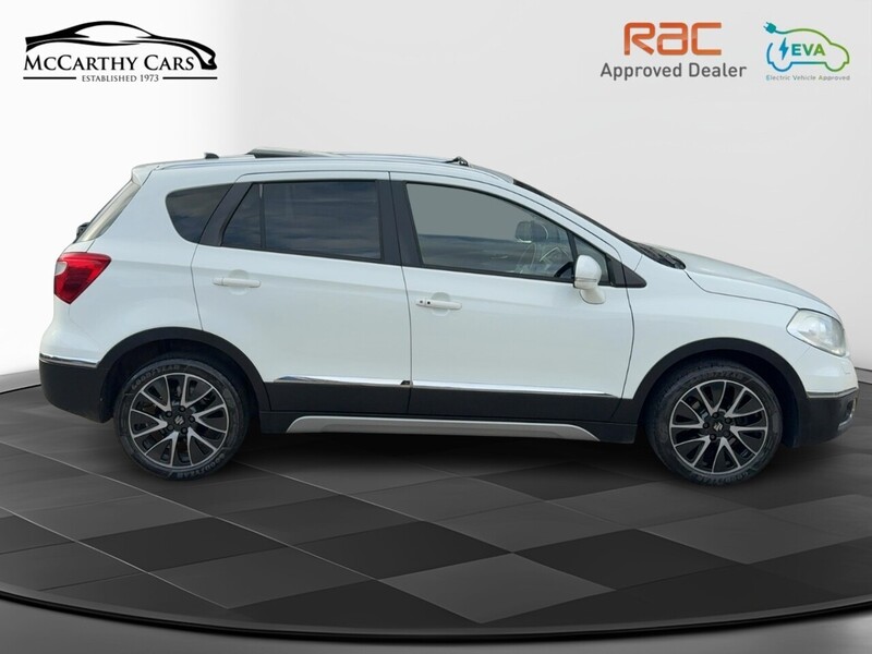 Suzuki 1.6 SZ5 SUV 5DR PETROL CVT ALLGRIP AUTO SUNROOF HEATED SEATS SAT NAV BLUETOOTH REAR CAM PARKING AIDS 1 OWNER FROM NEW ONLY 71000 MILES FSH 10 SERVICES 72-74 Mitcham Road