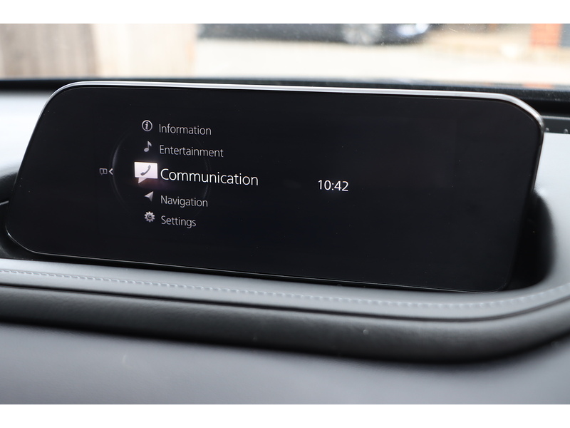 Mazda 2.0 E-SKYACTIV G MHEV SE-L LUX SUV 5DR PETROL AUTO HEATED SEATS SAT NAV BLUETOOTH APPLE CARPLAY REAR CAMERA PARKING AIDS 2 OWNERS ONLY 22000 MILES FSH 72-74 Mitcham Road
