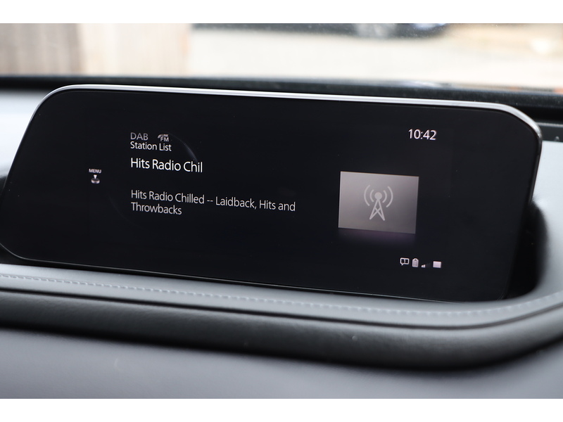 Mazda 2.0 E-SKYACTIV G MHEV SE-L LUX SUV 5DR PETROL AUTO HEATED SEATS SAT NAV BLUETOOTH APPLE CARPLAY REAR CAMERA PARKING AIDS 2 OWNERS ONLY 22000 MILES FSH 72-74 Mitcham Road