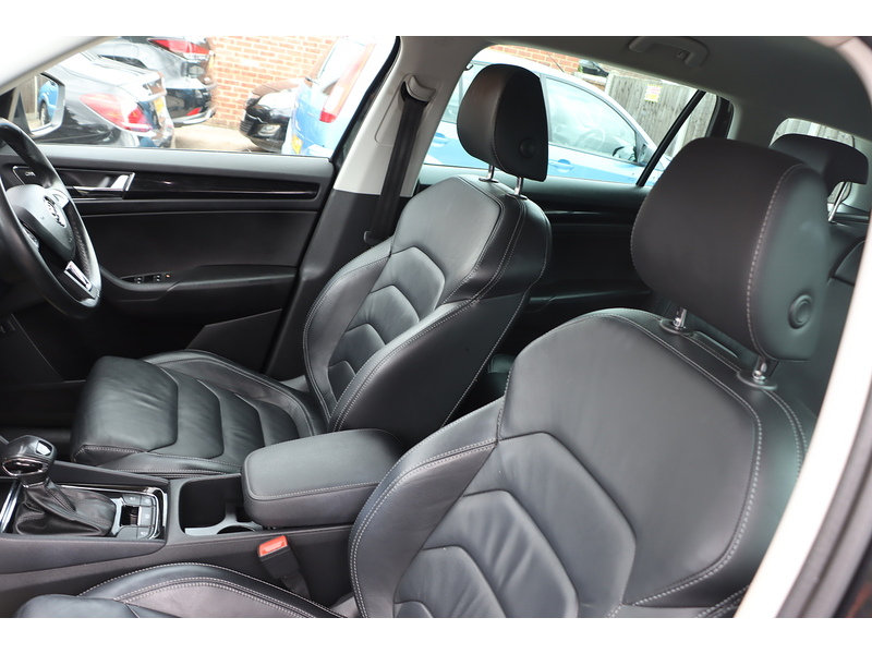 Skoda 1.4 TSI ACT EDITION SUV 5DR PETROL DSG AUTO 7 SEATER HEATED SEATS SATNAV BLUETOOTH APPLE CARPLAY REAR CAMERA PARKING AIDS JUST 1 OWNER 87000 MILES FSH 72-74 Mitcham Road