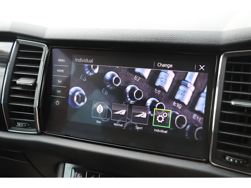 Skoda 1.4 TSI ACT EDITION SUV 5DR PETROL DSG AUTO 7 SEATER HEATED SEATS SATNAV BLUETOOTH APPLE CARPLAY REAR CAMERA PARKING AIDS JUST 1 OWNER 87000 MILES FSH 72-74 Mitcham Road