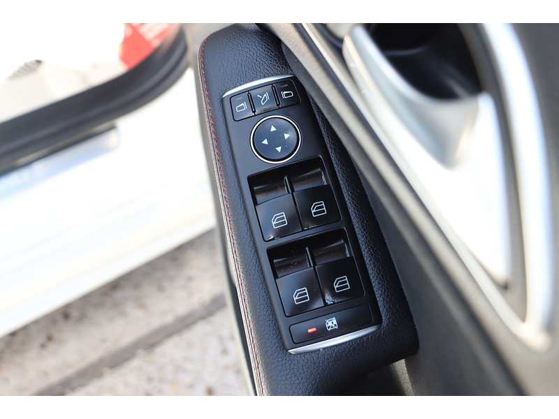 Mercedes-Benz 1.6 CLA180 AMG Line Coupe 4dr Petrol Manual Euro 6 (s/s) (122 ps) 72-74 Mitcham Road