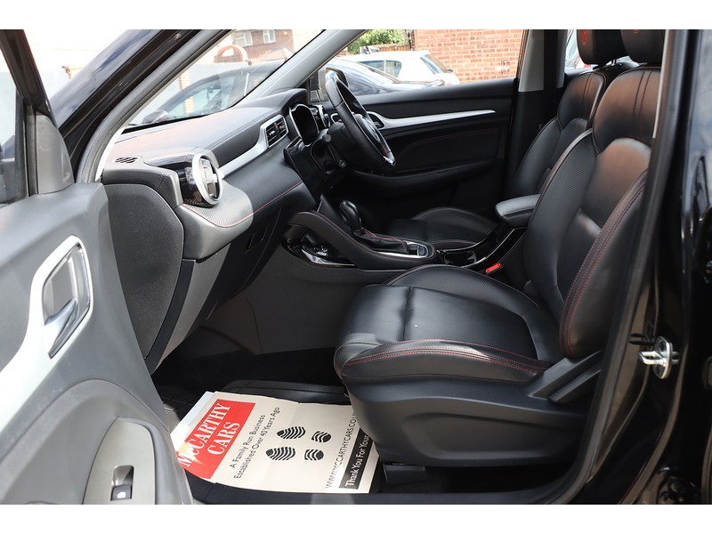 MG 1.0 T-GDI EXCLUSIVE SUV 5DR PETROL AUTO HEATED SEATS SAT NAV BLUETOOTH APPLE CARPLAY REAR & 360 CAMERA PARKING AIDS JUST 1 OWNER ONLY 22000 MILES SH 72-74 Mitcham Road
