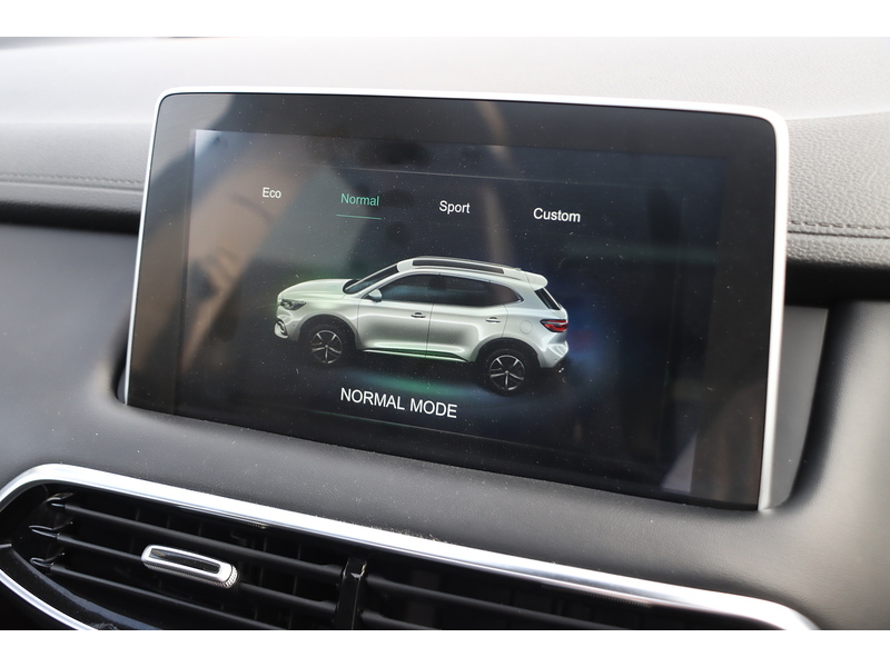 MG 1.5 T-GDI EXCLUSIVE SUV 5DR PETROL DCT AUTO PAN ROOF HEATED SEATS SAT NAV BLUETOOTH APPLE CARPLAY REAR CAMERA PARKING AIDS JUST 1 OWNER 40000 MILES SH 72-74 Mitcham Road