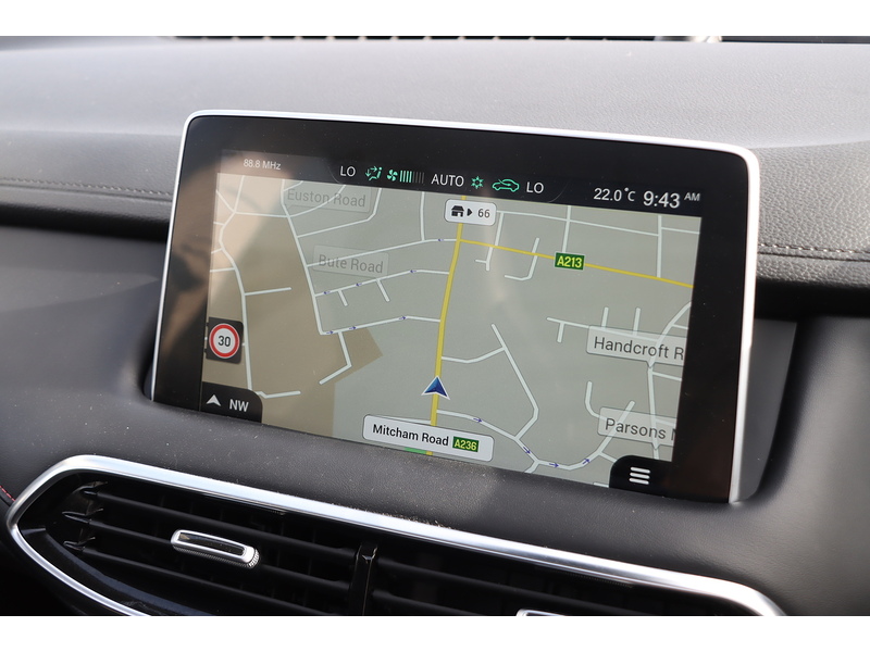MG 1.5 T-GDI EXCLUSIVE SUV 5DR PETROL DCT AUTO PAN ROOF HEATED SEATS SAT NAV BLUETOOTH APPLE CARPLAY REAR CAMERA PARKING AIDS JUST 1 OWNER 40000 MILES SH 72-74 Mitcham Road