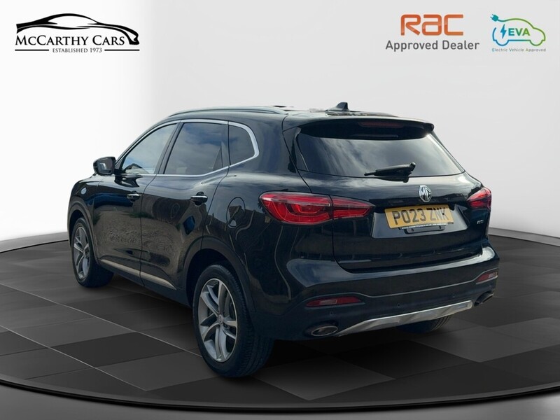 MG 1.5 T-GDI EXCLUSIVE SUV 5DR PETROL DCT AUTO PAN ROOF HEATED SEATS SAT NAV BLUETOOTH APPLE CARPLAY REAR CAMERA PARKING AIDS JUST 1 OWNER 40000 MILES SH 72-74 Mitcham Road