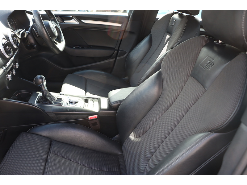 Audi 1.5 TFSI CoD 35 S line Saloon 4dr Petrol S Tronic AUTO Euro 6 (s/s) (150 ps) ONLY 79000 MILES FULL AUDI SH STUNNING LOOKING 72-74 Mitcham Road