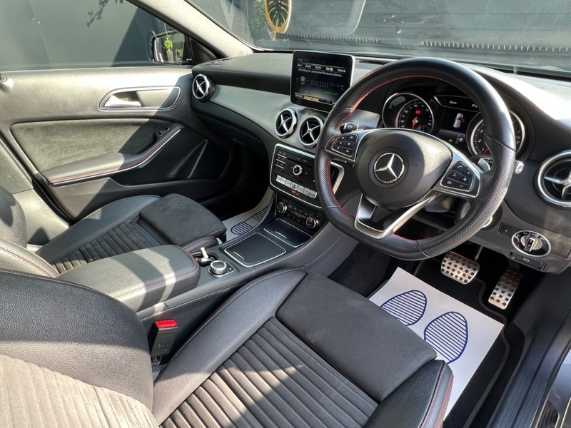 Mercedes-Benz GLA200 1.6 AMG LINE EDITION SUV 5DR PETROL 7G-DCT AUTO HEATED SEATS SAT NAV BLUETOOTH DAB STEREO REAR CAM PARKING AIDS ONLY 56000 MILES FSH 6 SERVICES 72-74 Mitcham Road