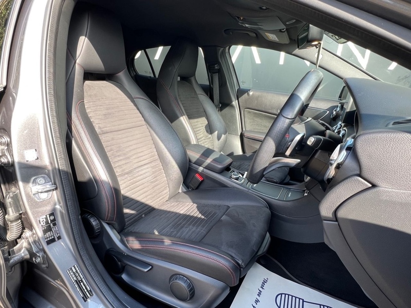 Mercedes-Benz GLA200 1.6 AMG LINE EDITION SUV 5DR PETROL 7G-DCT AUTO HEATED SEATS SAT NAV BLUETOOTH DAB STEREO REAR CAM PARKING AIDS ONLY 56000 MILES FSH 6 SERVICES 72-74 Mitcham Road