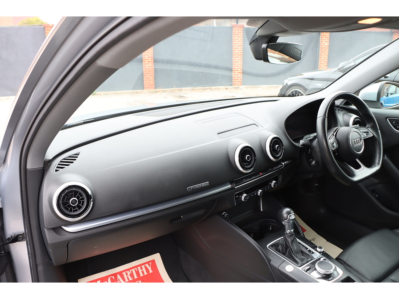 Audi 1.4 TFSIE 40 E-TRON SPORTBACK 5DR PETROL PLUG-IN HYBRID S TRONIC AUTO SAT NAV BLUETOOTH DAB STEREO APPLE CARPLAY PARKING AIDS 2 OWNERS 50000 MILES FSH 72-74 Mitcham Road