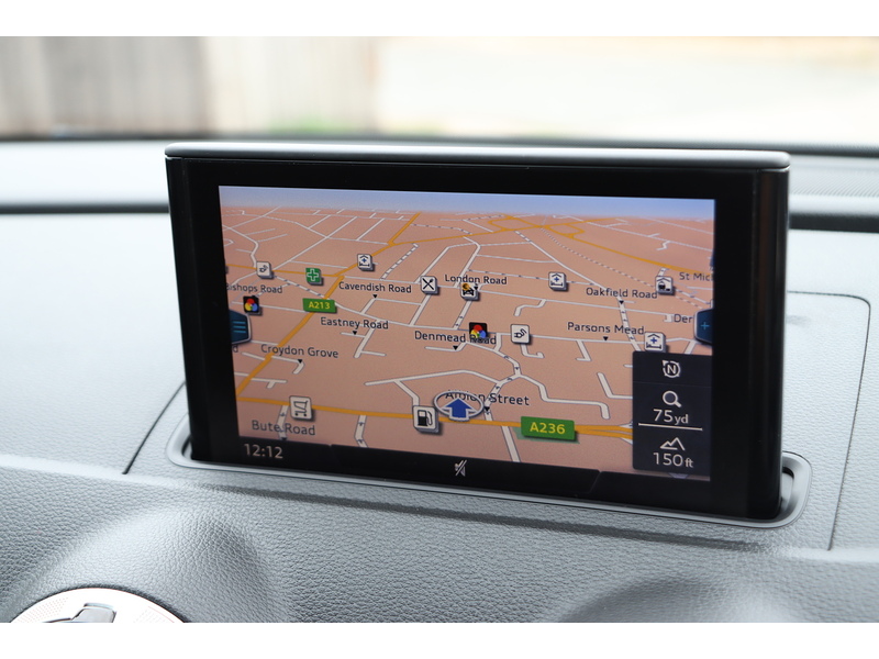 Audi 1.4 TFSIE 40 E-TRON SPORTBACK 5DR PETROL PLUG-IN HYBRID S TRONIC AUTO SAT NAV BLUETOOTH DAB STEREO APPLE CARPLAY PARKING AIDS 2 OWNERS 50000 MILES FSH 72-74 Mitcham Road