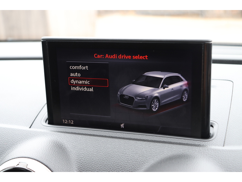 Audi 1.4 TFSIE 40 E-TRON SPORTBACK 5DR PETROL PLUG-IN HYBRID S TRONIC AUTO SAT NAV BLUETOOTH DAB STEREO APPLE CARPLAY PARKING AIDS 2 OWNERS 50000 MILES FSH 72-74 Mitcham Road