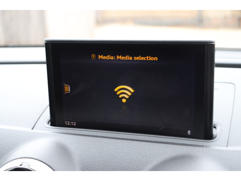 Audi 1.4 TFSIE 40 E-TRON SPORTBACK 5DR PETROL PLUG-IN HYBRID S TRONIC AUTO SAT NAV BLUETOOTH DAB STEREO APPLE CARPLAY PARKING AIDS 2 OWNERS 50000 MILES FSH 72-74 Mitcham Road