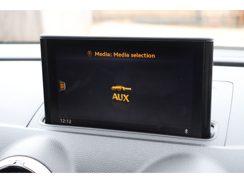 Audi 1.4 TFSIE 40 E-TRON SPORTBACK 5DR PETROL PLUG-IN HYBRID S TRONIC AUTO SAT NAV BLUETOOTH DAB STEREO APPLE CARPLAY PARKING AIDS 2 OWNERS 50000 MILES FSH 72-74 Mitcham Road